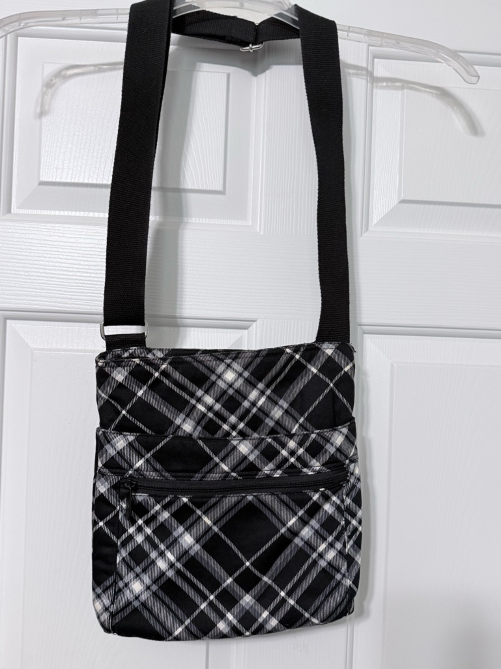 Thirty-One Crossbody Purse in Black and Gray Plaid